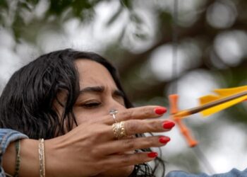 At Mindful Archery, L.A. women take aim at their exes, toxic jobs and Donald Trump