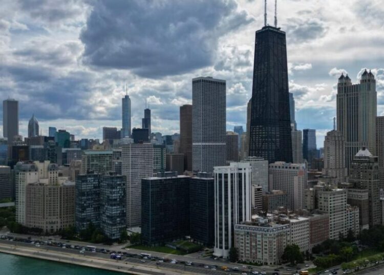 After a weekend of gun violence in Chicago, Trump renews call for military intervention