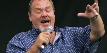 David Clayton-Thomas, Blood, Sweat & Tears singer-songwriter, dies at 84
