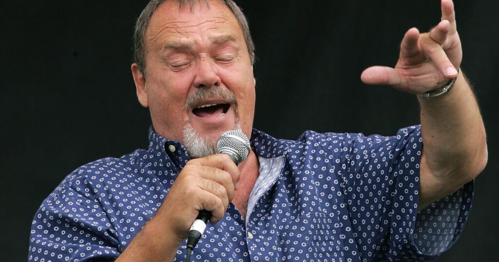 David Clayton-Thomas, Blood, Sweat & Tears singer-songwriter, dies at 84