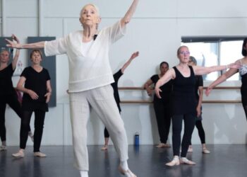 This 99-year-old ballet teacher once taught Parisian royalty. Now she teaches in Pasadena