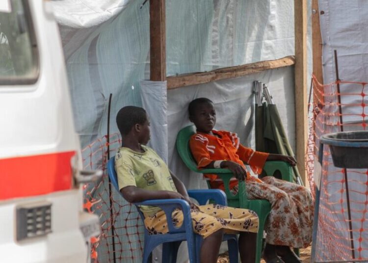 Ebola cases increase almost 40% in a week as death toll passes 200