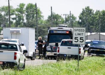 12 killed in plane crash on skydiving outing in Missouri, authorities say