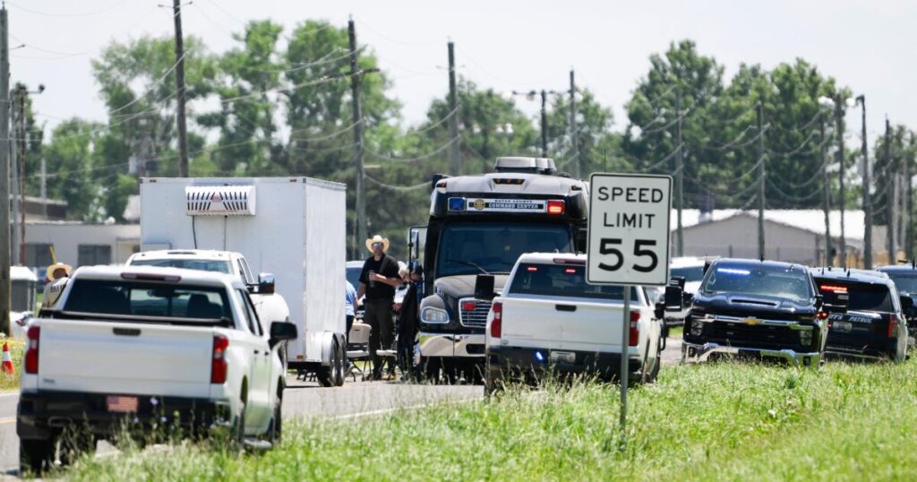 12 killed in plane crash on skydiving outing in Missouri, authorities say