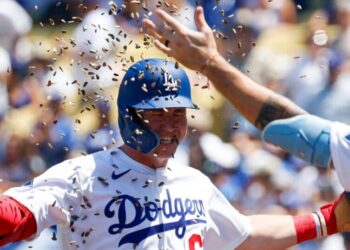 Ryan Ward becomes an unlikely star in memorable Dodger Stadium debut