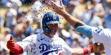 Ryan Ward becomes an unlikely star in memorable Dodger Stadium debut