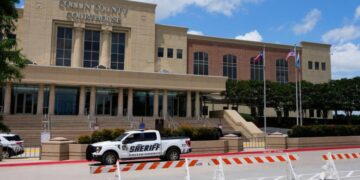 Defense tries to buttress self-defense claim in Texas trial over teen athlete’s killing