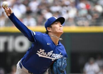 Yoshinobu Yamamoto flirts with perfect game, MLB record in Dodgers’ victory