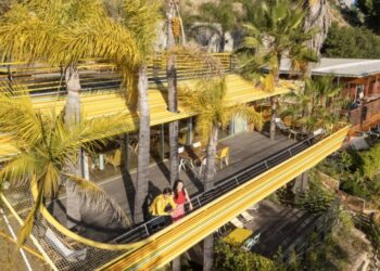 He dreamed of a Midcentury compound on an ‘unbuildable’ L.A. hillside. It took 12 years