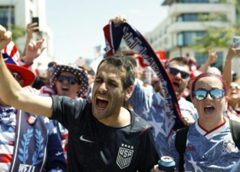 These visitors’ viral World Cup videos are showing what really makes America great