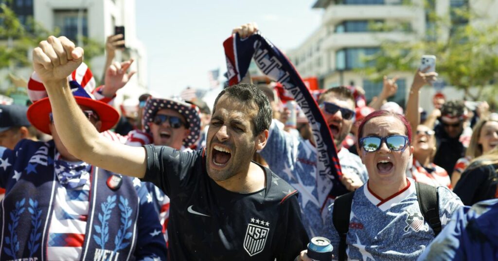 These visitors’ viral World Cup videos are showing what really makes America great