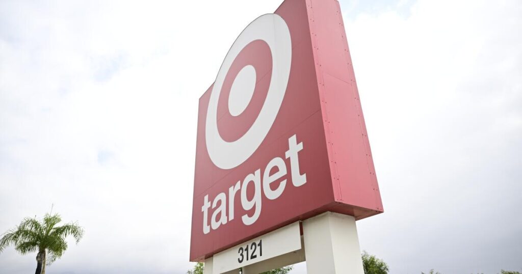 Man allegedly strangled a woman in Target until customers stopped him, prosecutors say