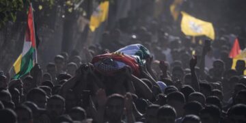 Palestinian man is shot and killed at a West Bank barrier near Jerusalem
