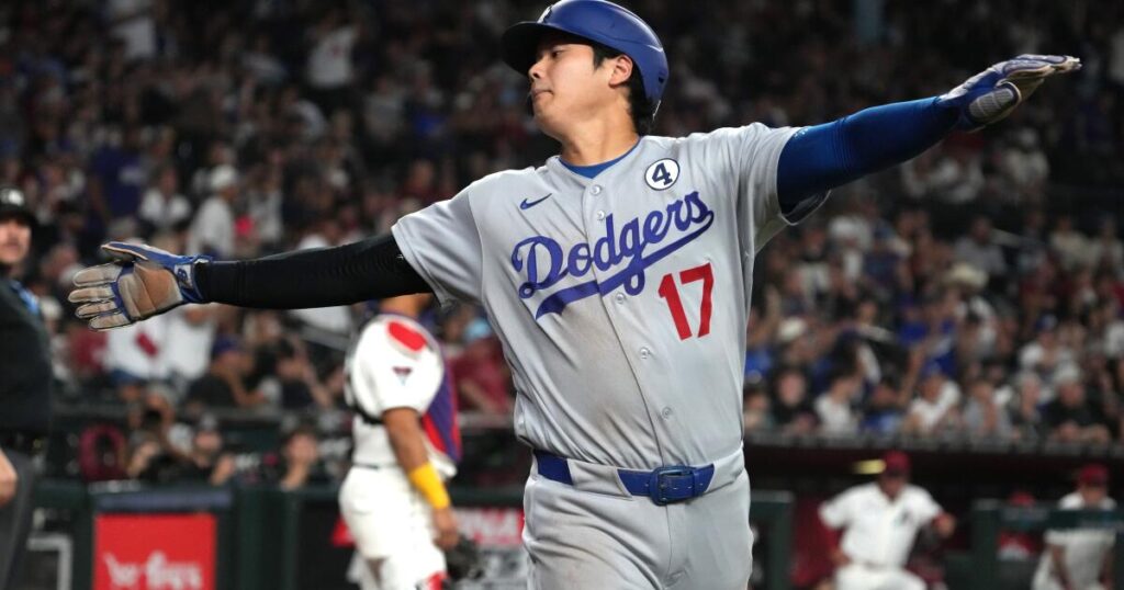 Fast start helps Dodgers hold off the Diamondbacks