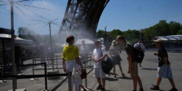 France restricts public drinking and outdoor sports as heat wave bakes parts of Europe