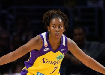 Concussions in the WNBA are on the rise. But why?