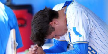 UCLA baseball’s national title hopes shattered in season-ending loss to Saint Mary’s