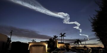 Here’s how Musk’s SpaceX IPO could crash your 401(k)