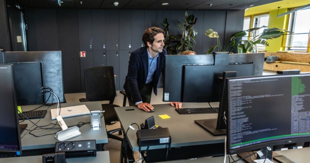 AI shakes up big law, threatening the billable hour