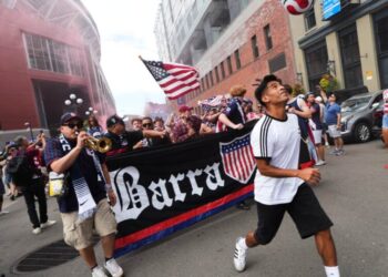 ‘A great vibe.’ Pacific Northwest joins Los Angeles in an embrace of World Cup fever