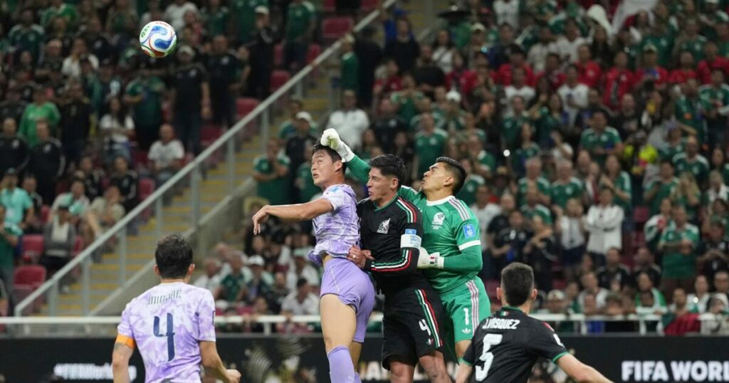 Goalkeeper Raúl Rangel’s elite play and South Korea’s mistake help Mexico advance