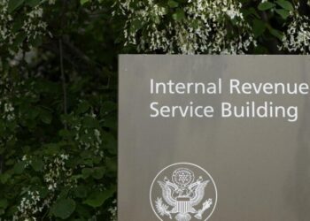 A watchdog report flags security risks in the IRS-ICE taxpayer data-sharing deal