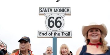 At 100, Route 66 still beckons as a cross-country caravan takes off from Santa Monica
