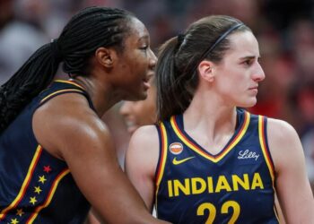 Caitlin Clark calls out officials for ‘ridiculous’ technical foul after DeWanna Bonner scuffle