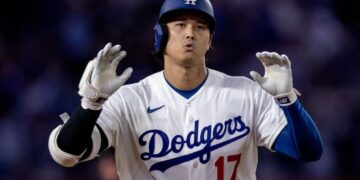 Shohei Ohtani and Justin Wrobleski team up to lead Dodgers over Rays
