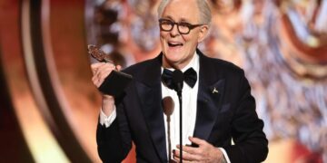 Three’s a charm: John Lithgow, Laurie Metcalf achieve Tony trifectas