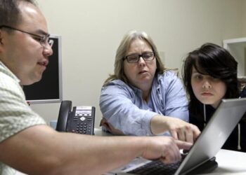 More middle-class Californians cancel health coverage after losing federal aid