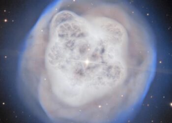 Dying star resembles a billowing crystal ball in new telescope photo