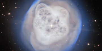Dying star resembles a billowing crystal ball in new telescope photo