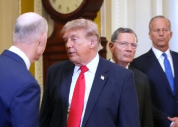 Senate Republicans reject war powers resolution after Trump berates them at Capitol meeting