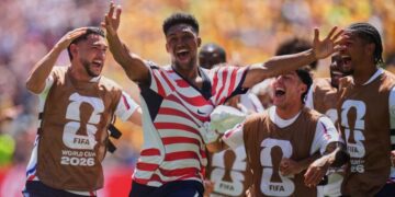U.S. makes history in win over Australia to clinch spot in World Cup knockout stage