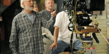 Sitcom mastermind James Burrows made TV feel like family