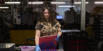 Vinyl records are back, but they’re polluting the planet. These labels are trying to help