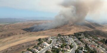 Fire at Camp Pendleton prompts evacuations near Oceanside