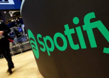 Spotify accused of using new streaming policy to reduce indie artist’s royalties