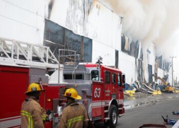 Boyle Heights fire enters sixth day with air quality warnings, schools relocating activities
