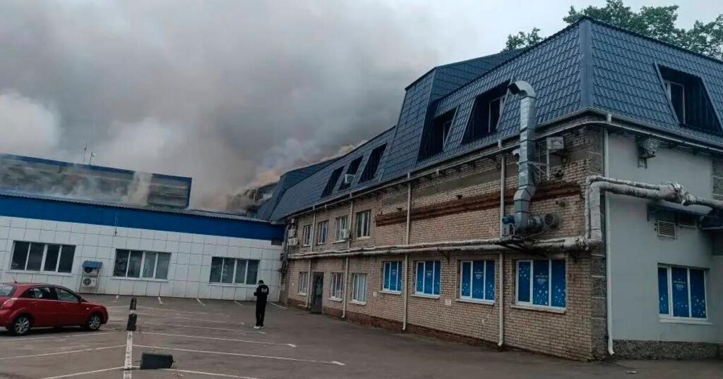 Ukrainian drones set a Moscow refinery ablaze in a major attack on the Russian capital