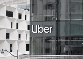 Uber, Lyft accused of charging different fees for the same rides at the same time