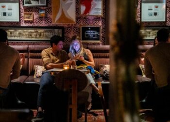 Swipeless online dating? How AI is reshaping the search for love