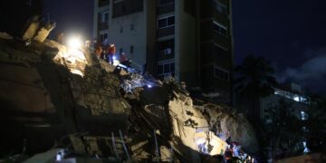 Back-to-back powerful earthquakes slam Venezuela, collapsing buildings in the capital of Caracas