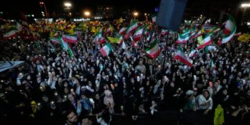 U.S. bombs Iranian military sites, then downs missiles Tehran fired at troops in Kuwait
