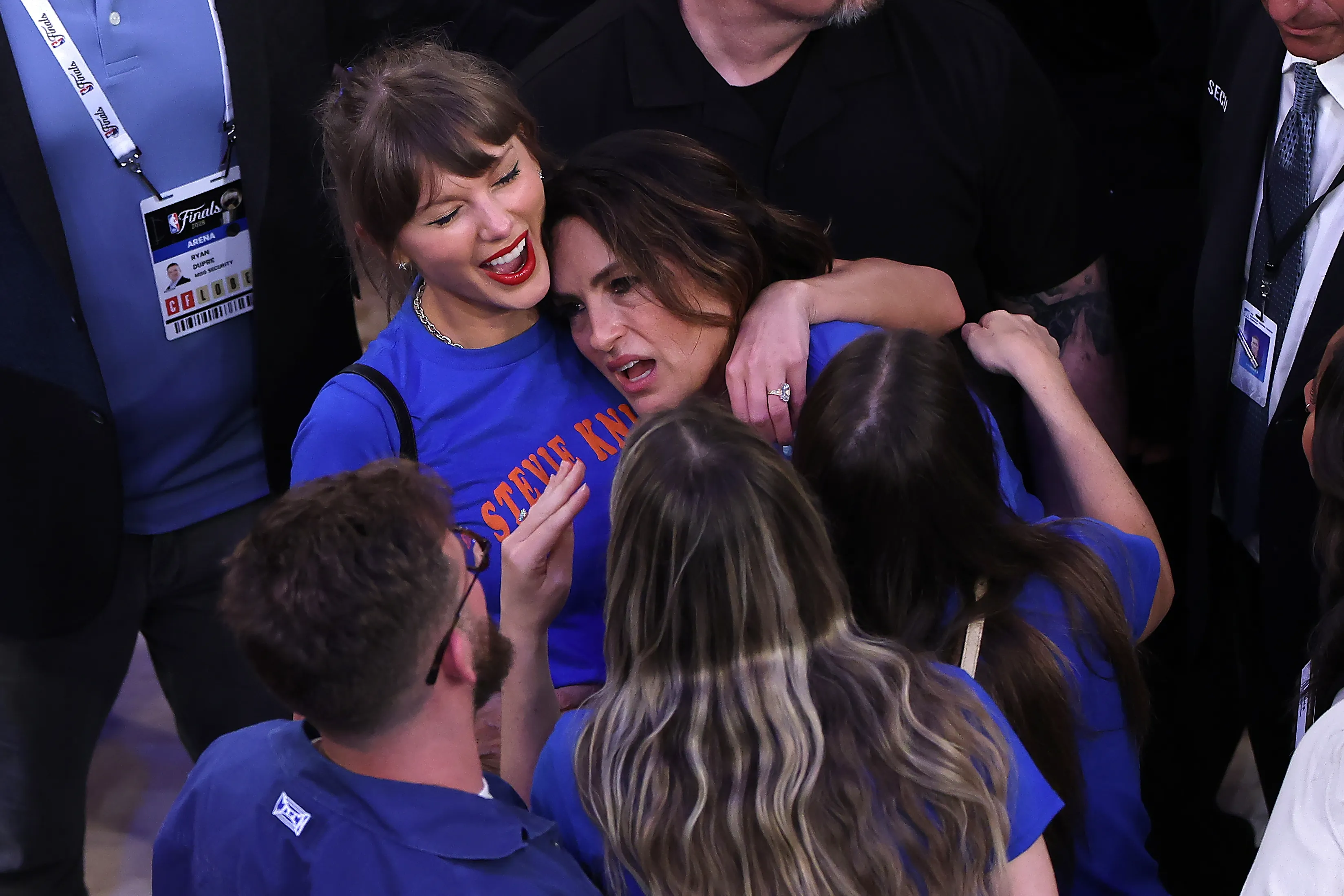 Taylor Swift embracing Mariska Hargitay at the NBA Finals.