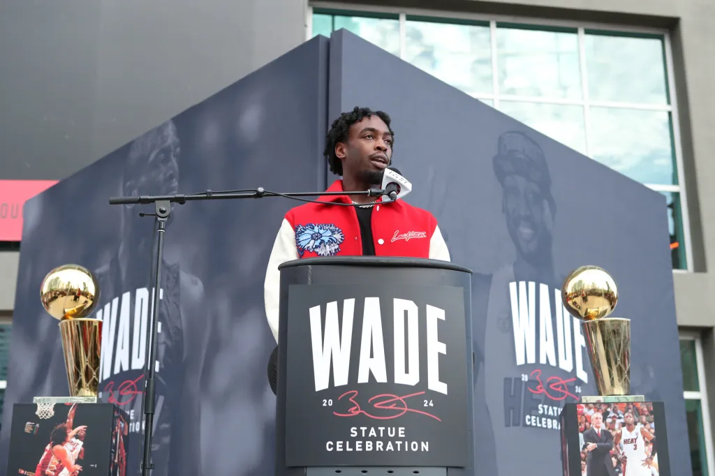 Zaire Wade speaks to fans at the Dwyane Wade statue unveiling.