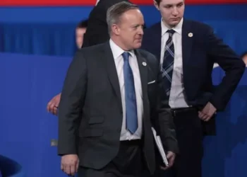 ‘I’m not crying!’ Sparks fly as Sean Spicer told to ‘go serve in Iran’ after defending war