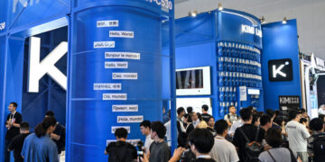 Silicon Valley Splits Over Closing the Borders to Chinese A.I.