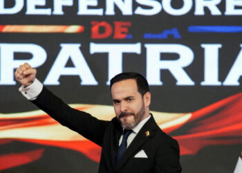 From Defending Colombian Drug Traffickers to Waging War on Them